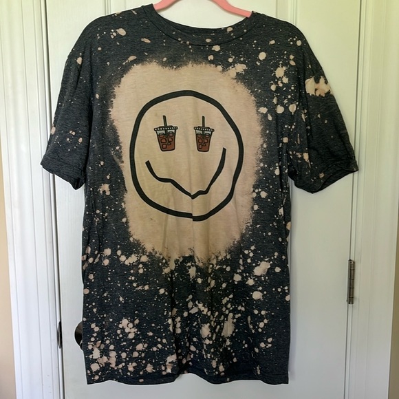 NWOT Iced Coffee Smile Face Tee Shirt Gray Acid Washed Size L - Picture 1 of 6
